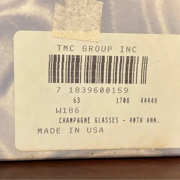 Treasure Masters 40th Anniversary Glasses - Picture 3 of 5